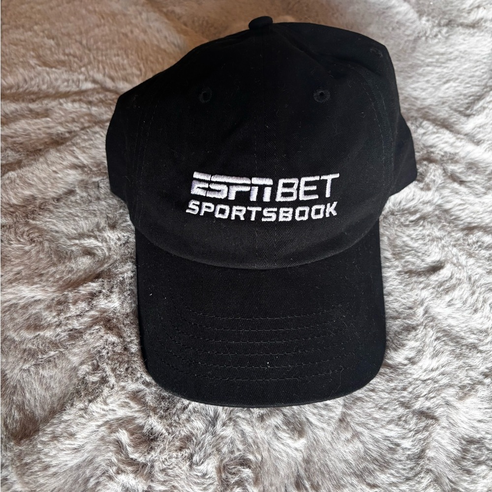 Black Sportsbook Hat